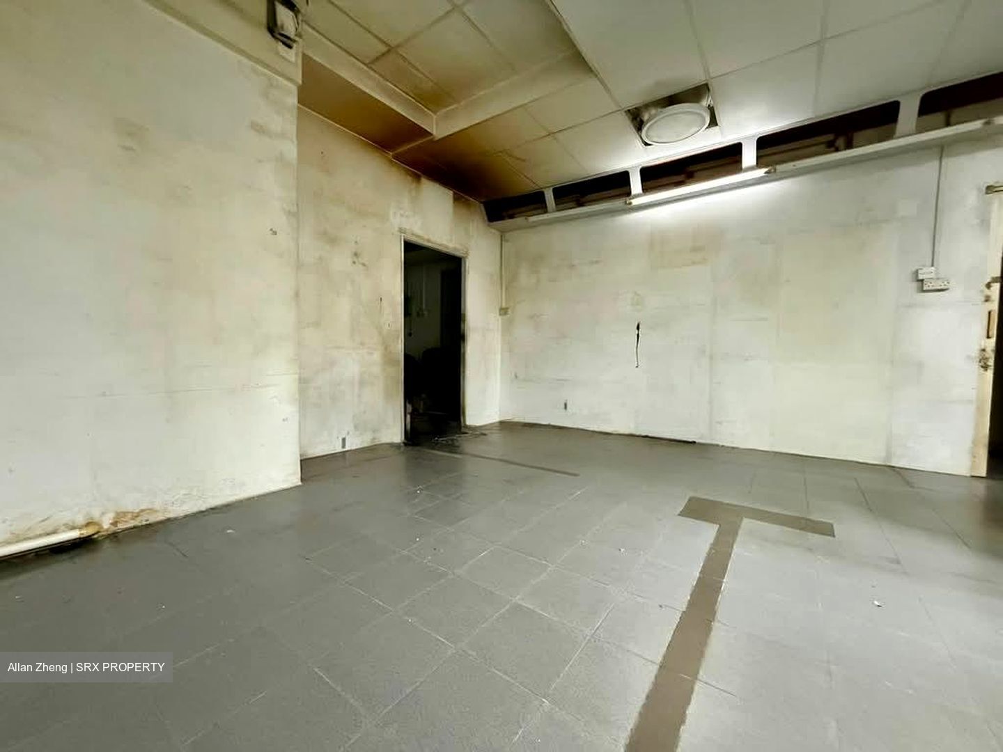 Bukit Batok West Avenue 8 (D23), Shop House #581730991
